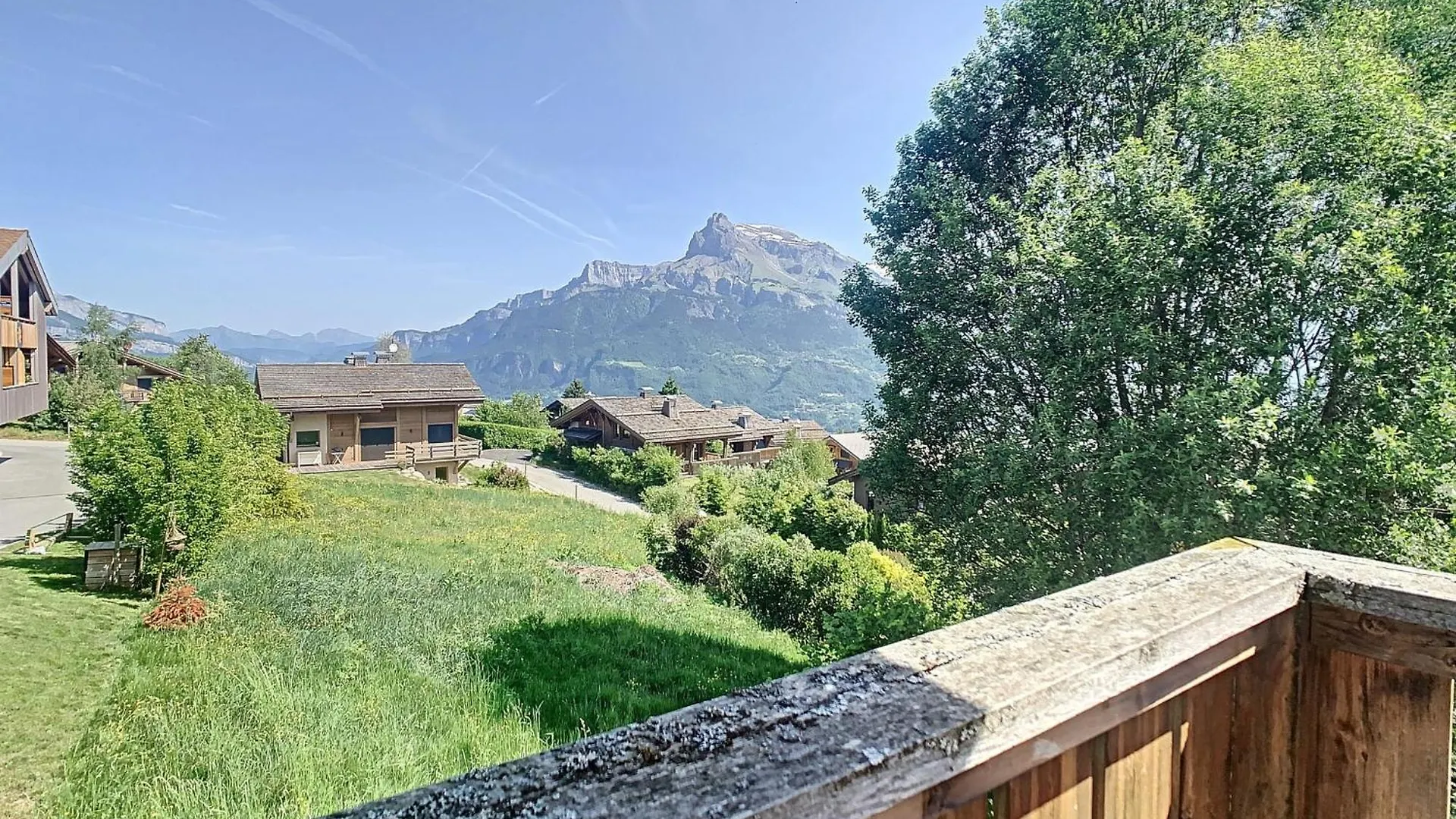 Chalet 6 Pieces A Combloux Avec Cheminee Et Parking - Fr-1-560-21 Apartment